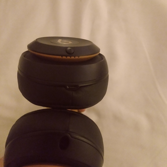 Beats by Dr. Dre Studio3 - Picture 4 of 4